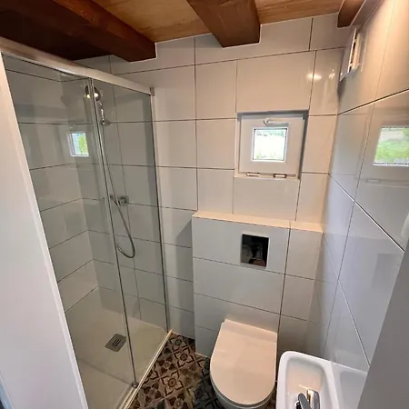 Climb Cottage Komarno Екстер'єр фото
